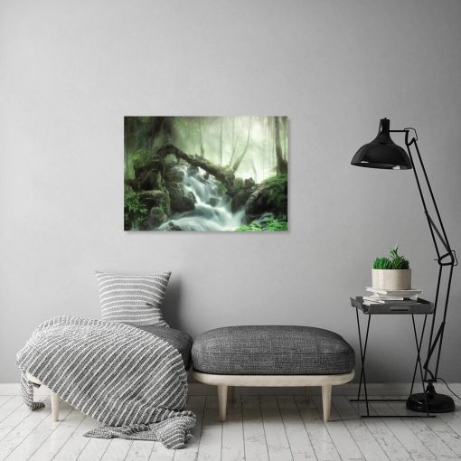obraz do domu: Melancholijny pejzaż: opadłe drzewo, mgła i ukryty las.